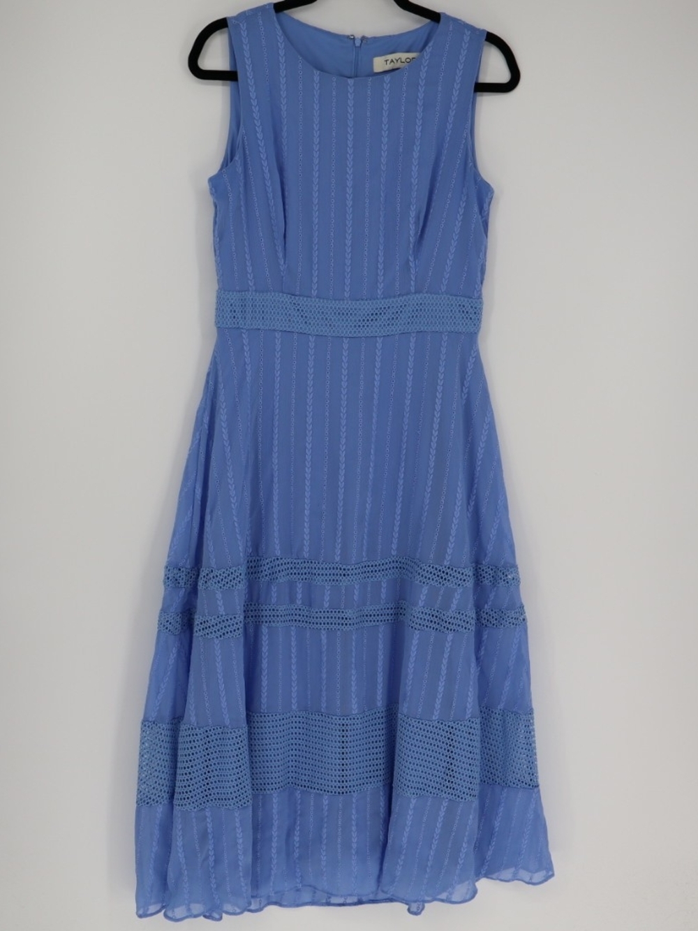 Taylor Women's Blue Dress Size 10 Sleeveless Embroidered Eyelet Tiered Garden
